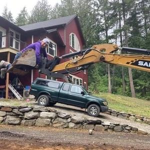 Meet your Posher, Ella